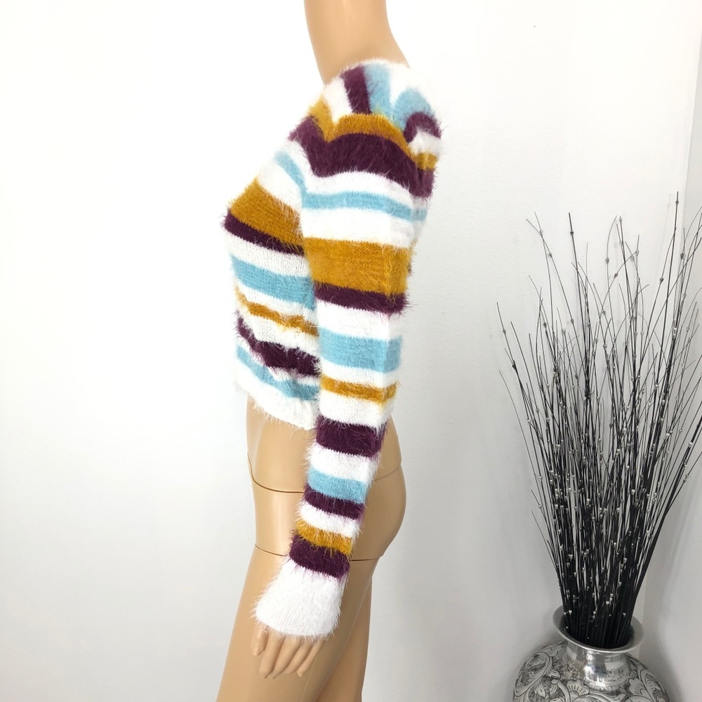 Lilac Dream Knit Crop Sweater Juniors L NWOT - Picture 5 of 8